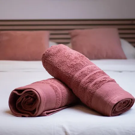 Seduisant 2pers Wifi Gare Сен-Кантен