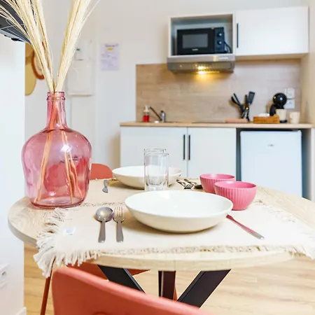 Seduisant 2pers Wifi Gare * Сен-Кантен