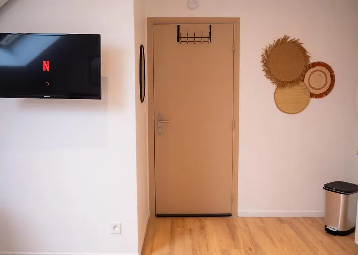 Seduisant 2pers Wifi Gare Lägenhet *