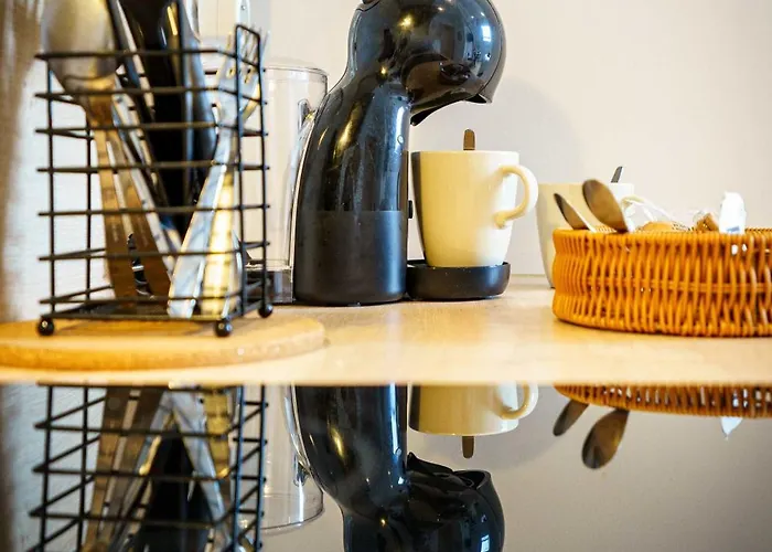 Seduisant 2pers Wifi Gare Lägenhet *